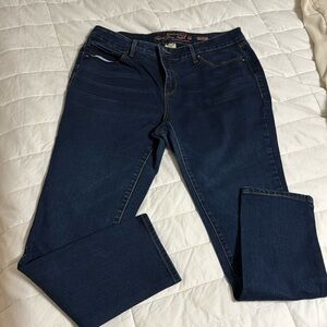Like new women’s jeans Faded Glory Brand Ultimate Skinny Sz 14